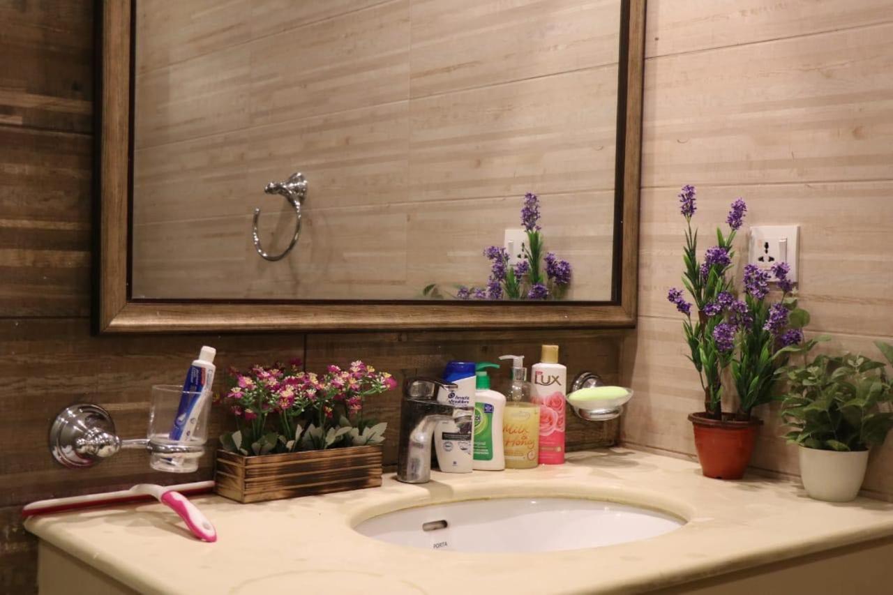Elegant & Charming One Bed Apartment In Bahria Town Ραβαλπίντι Εξωτερικό φωτογραφία